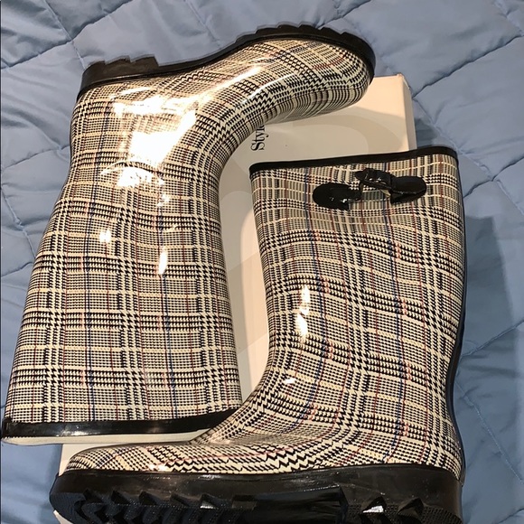 STYLE & CO RAINBOOT DRIZZLE PLAID 11 NWOT NIB - Picture 3 of 8
